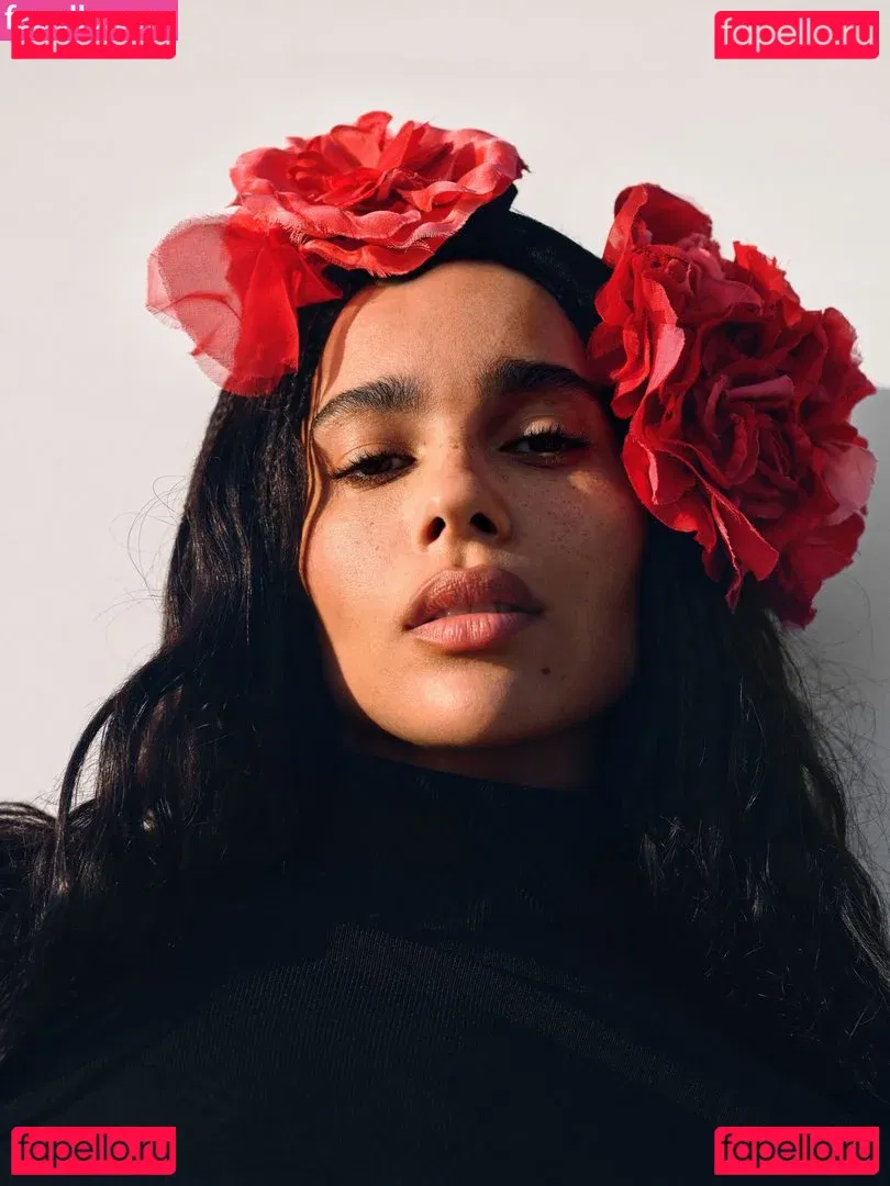 Zoe Kravitz Onlyfans Photo Gallery 