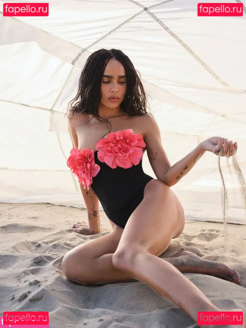 Zoe Kravitz Onlyfans Photo Gallery 