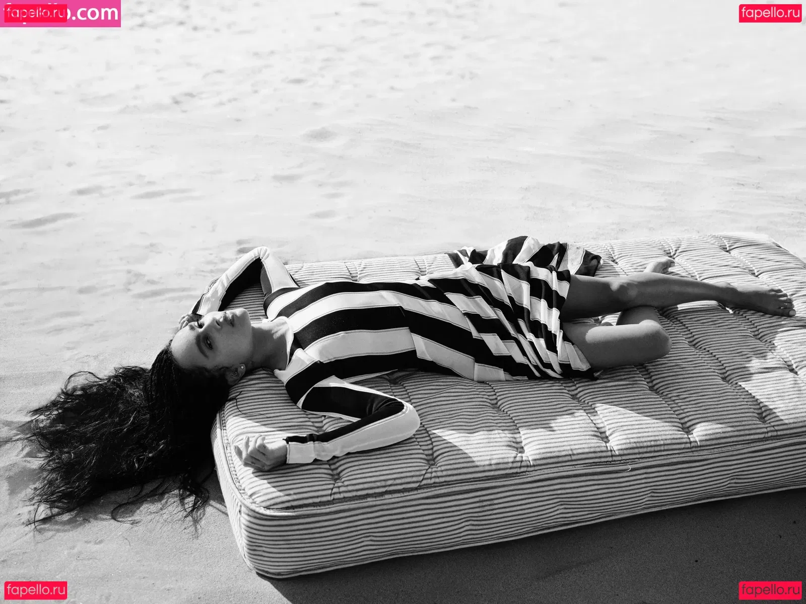 Zoe Kravitz Onlyfans Photo Gallery 