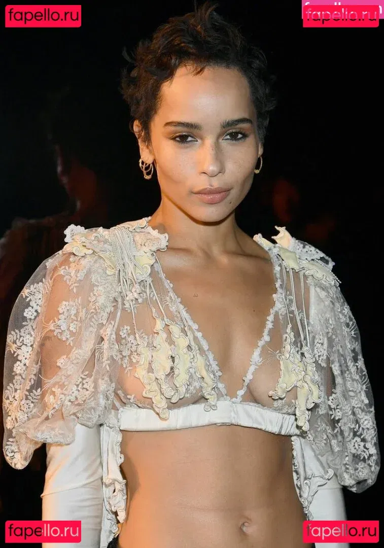 Zoe Kravitz Onlyfans Photo Gallery 