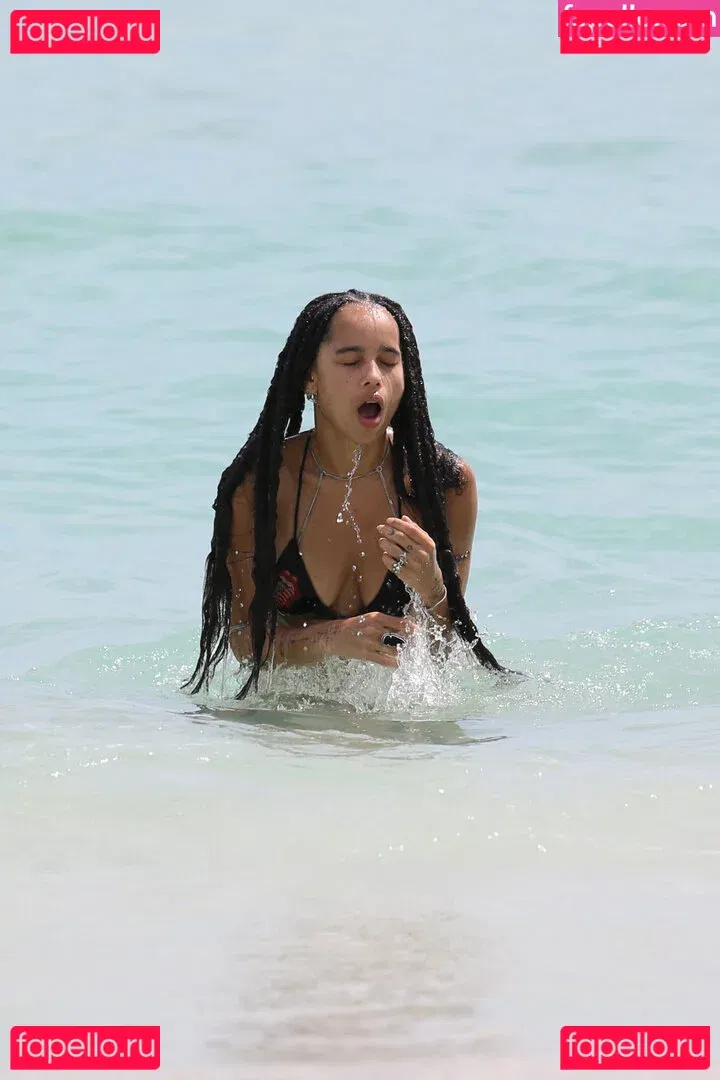 Zoe Kravitz Onlyfans Photo Gallery 