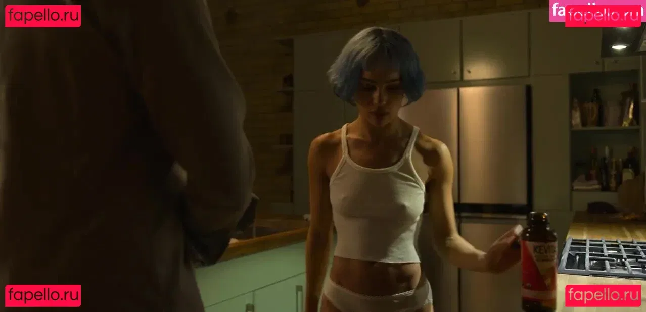 Zoe Kravitz Onlyfans Photo Gallery 