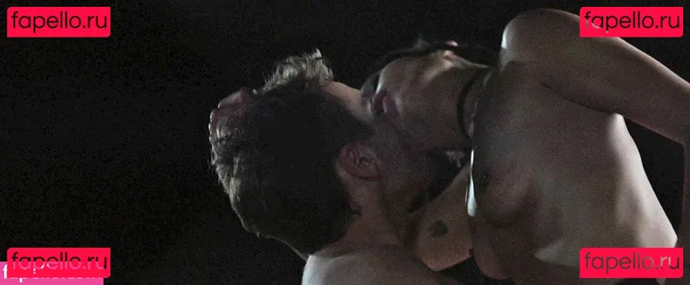 Zoe Kravitz Onlyfans Photo Gallery 