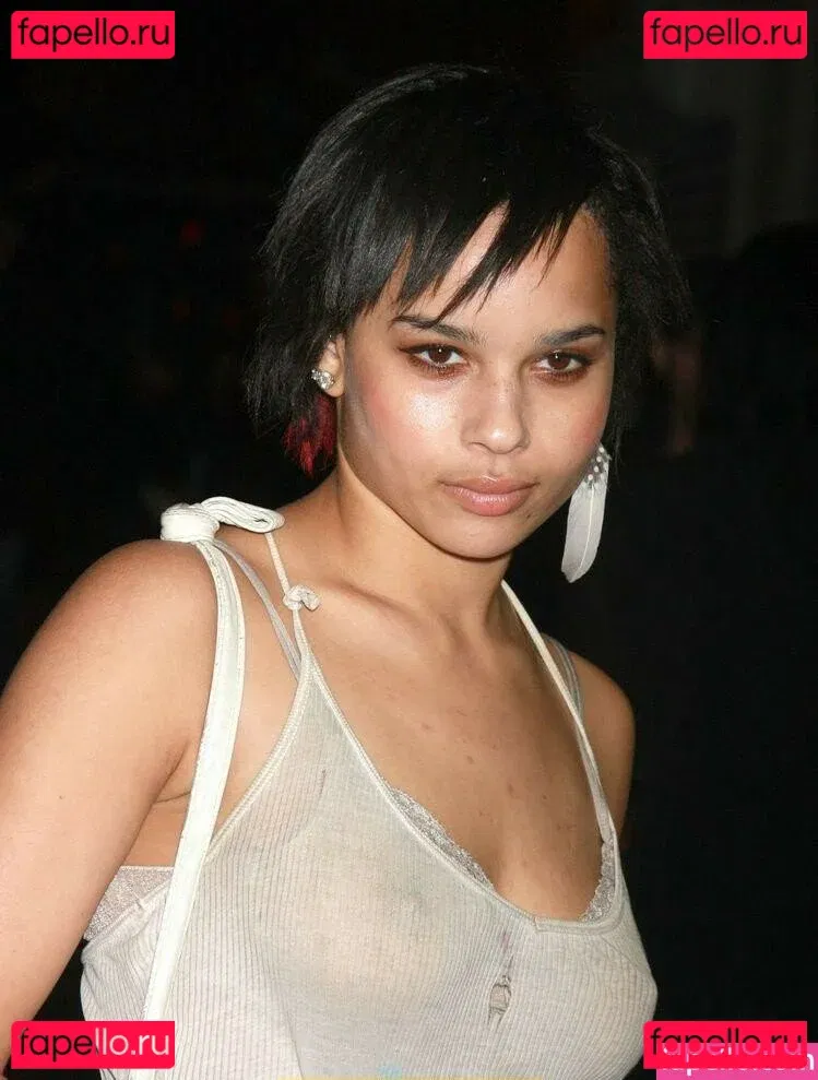 Zoe Kravitz Onlyfans Photo Gallery 
