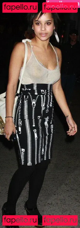 Zoe Kravitz Onlyfans Photo Gallery 