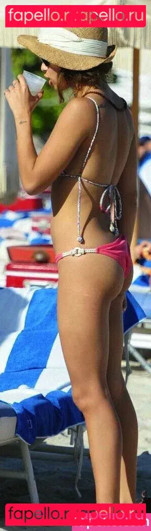 Zoe Kravitz Onlyfans Photo Gallery 