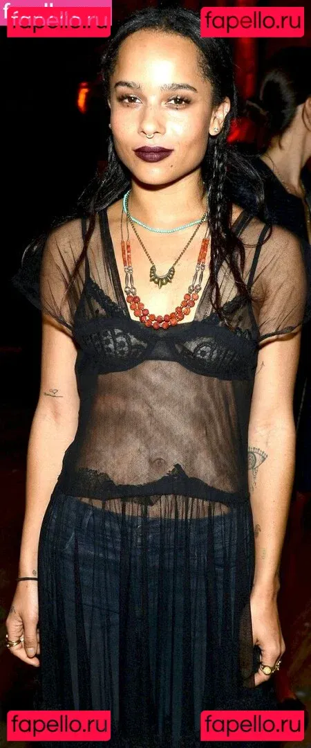 Zoe Kravitz Onlyfans Photo Gallery 