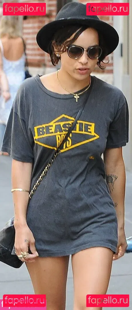 Zoe Kravitz Onlyfans Photo Gallery 