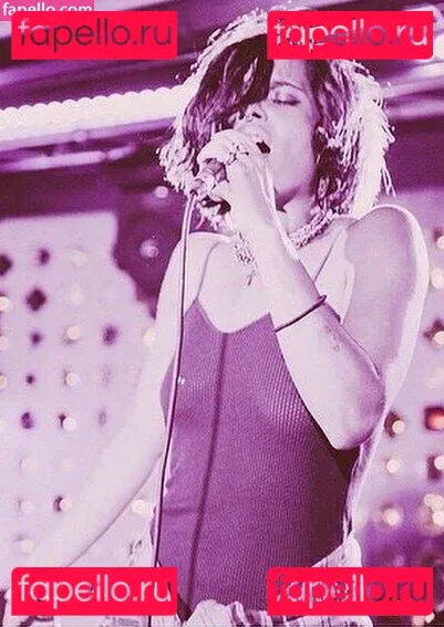 Zoe Kravitz Onlyfans Photo Gallery 