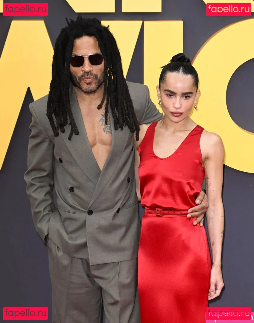 Zoe Kravitz Onlyfans Photo Gallery 