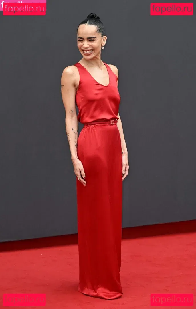 Zoe Kravitz Onlyfans Photo Gallery 