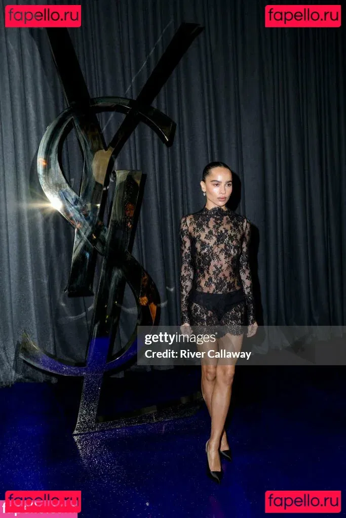 Zoe Kravitz Onlyfans Photo Gallery 