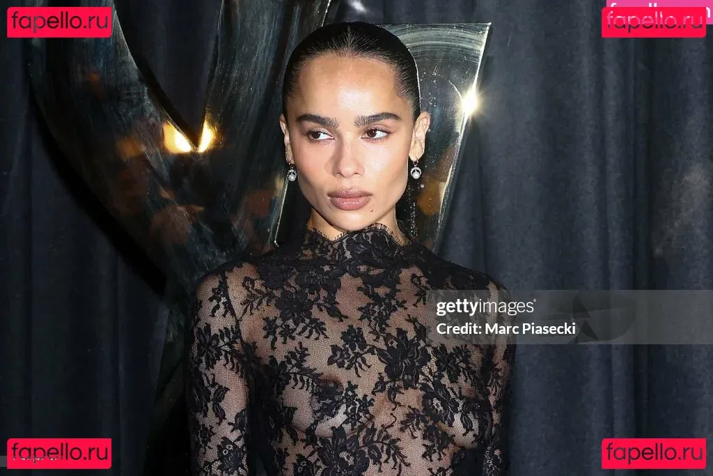 Zoe Kravitz Onlyfans Photo Gallery 