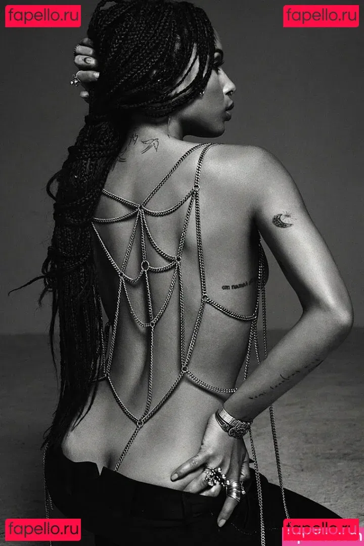 Zoe Kravitz Onlyfans Photo Gallery 