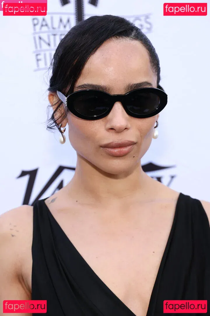 Zoe Kravitz Onlyfans Photo Gallery 