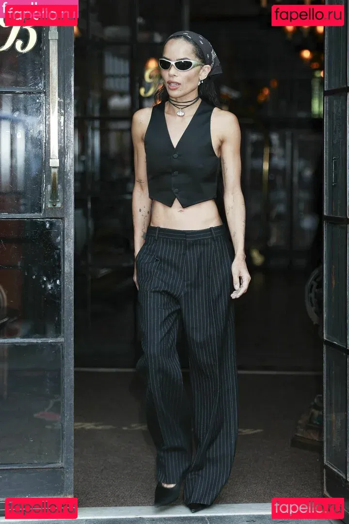 Zoe Kravitz Onlyfans Photo Gallery 