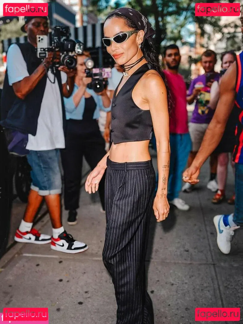 Zoe Kravitz Onlyfans Photo Gallery 