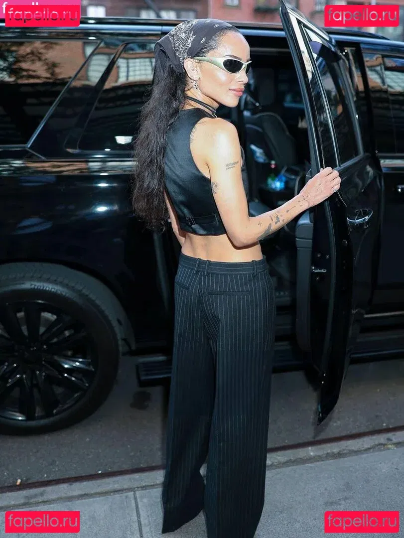 Zoe Kravitz Onlyfans Photo Gallery 