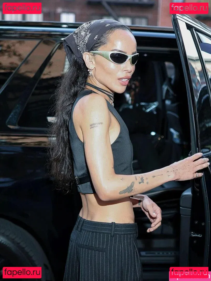 Zoe Kravitz Onlyfans Photo Gallery 