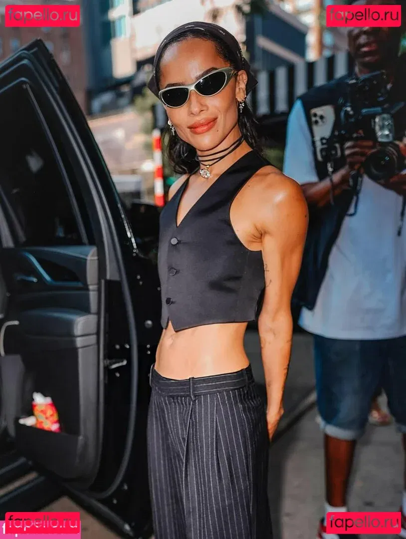 Zoe Kravitz Onlyfans Photo Gallery 