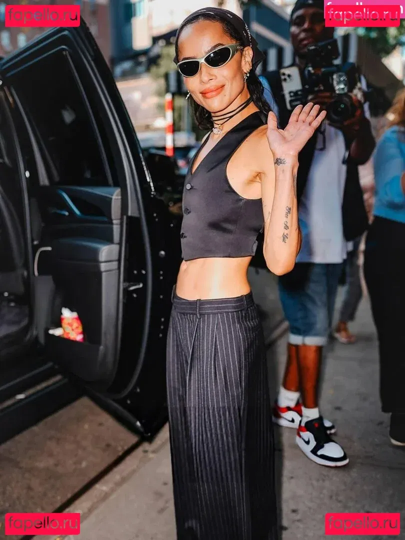 Zoe Kravitz Onlyfans Photo Gallery 