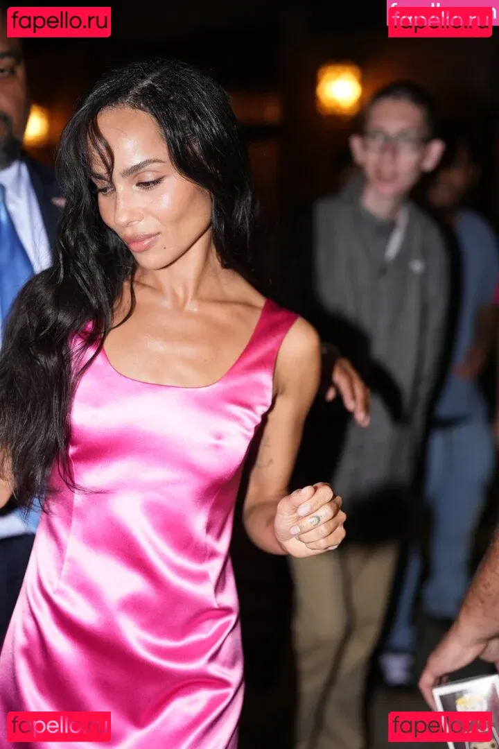 Zoe Kravitz Onlyfans Photo Gallery 