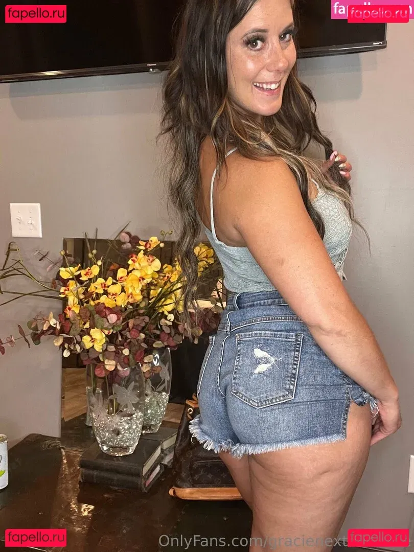 gracienextdoorfree Onlyfans Photo Gallery 