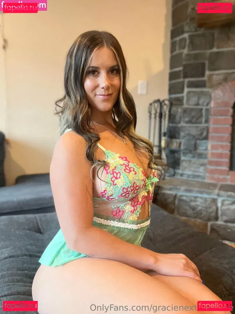gracienextdoorfree Onlyfans Photo Gallery 