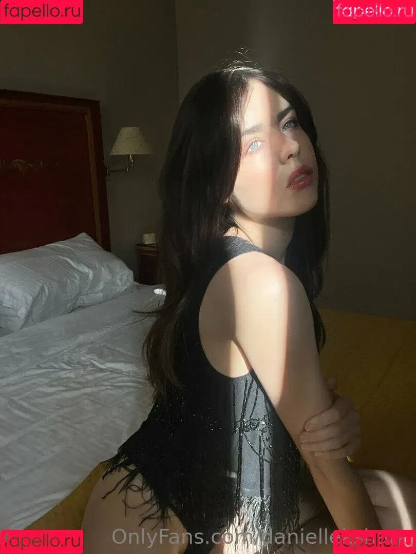 Daniimee Onlyfans Photo Gallery 