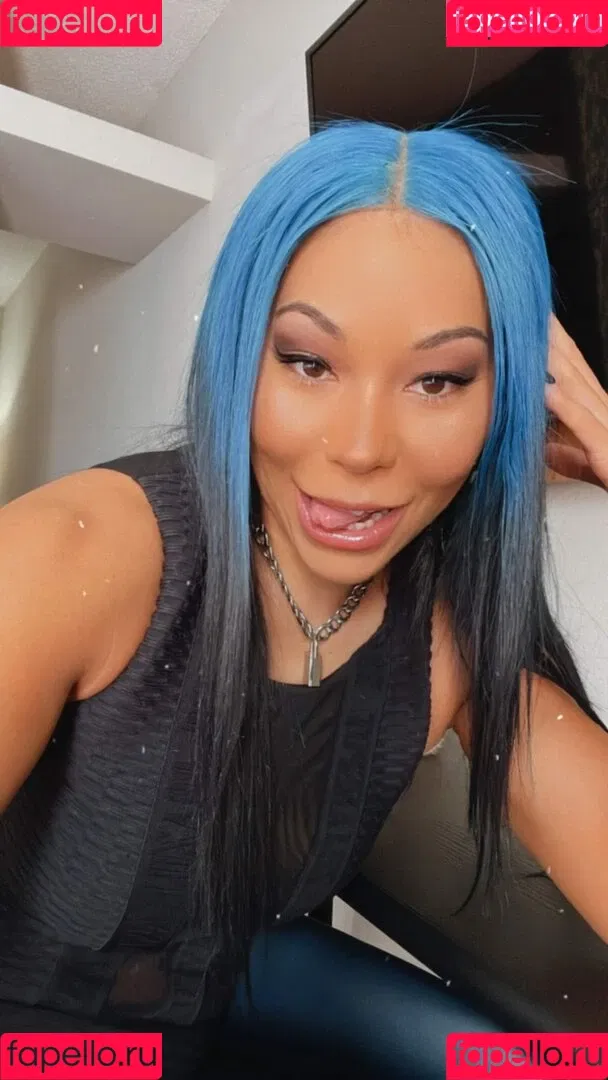 Mia Yim Onlyfans Photo Gallery 