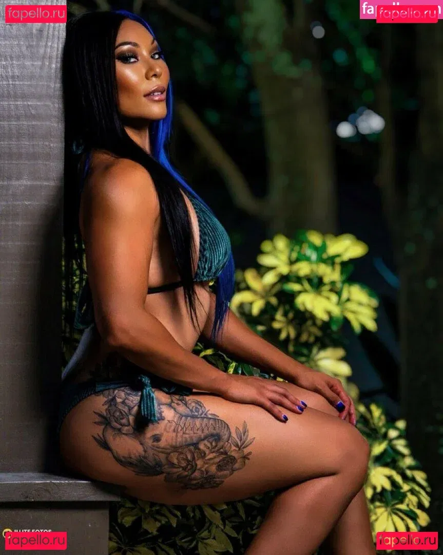 Mia Yim Onlyfans Photo Gallery 