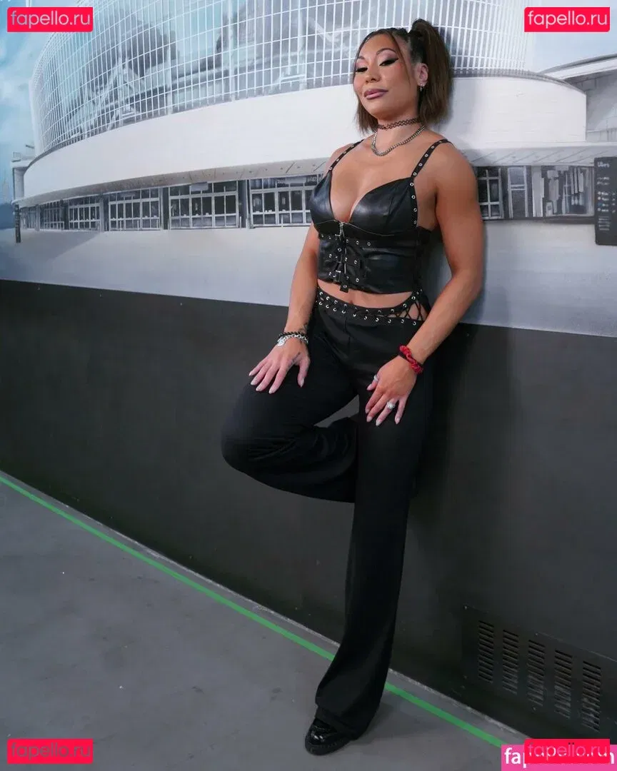 Mia Yim Onlyfans Photo Gallery 