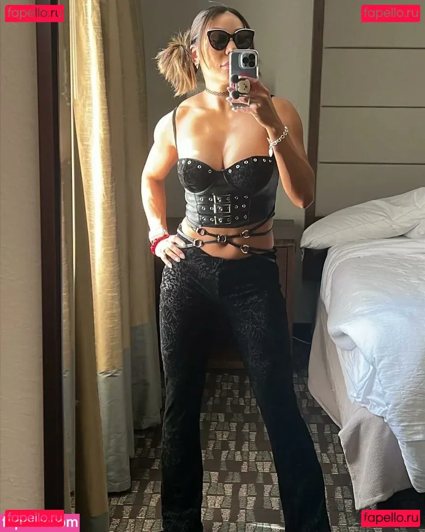 Mia Yim Onlyfans Photo Gallery 