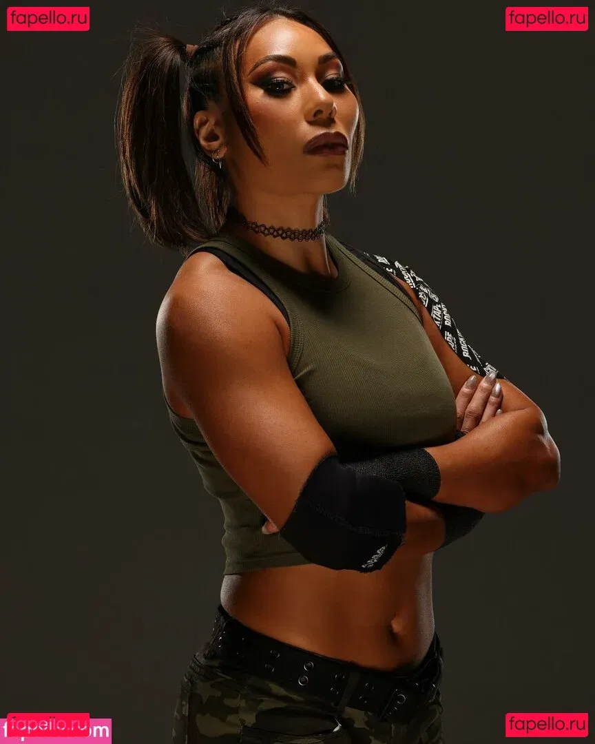 Mia Yim Onlyfans Photo Gallery 