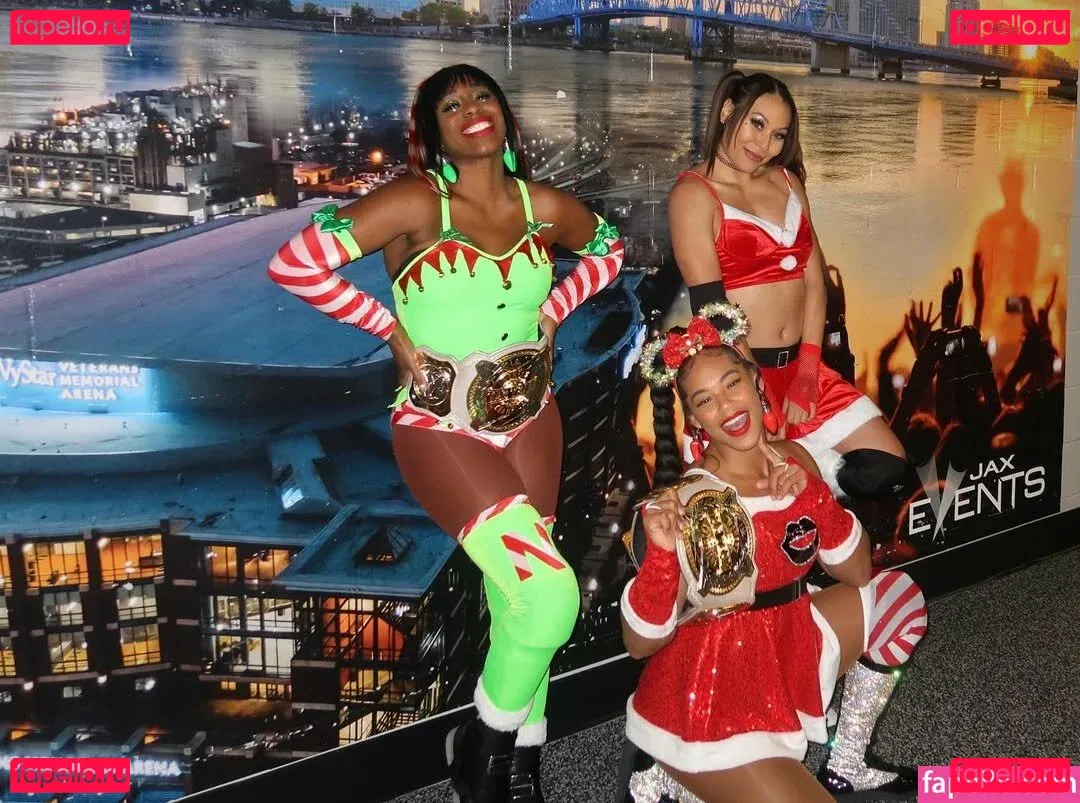 Mia Yim Onlyfans Photo Gallery 