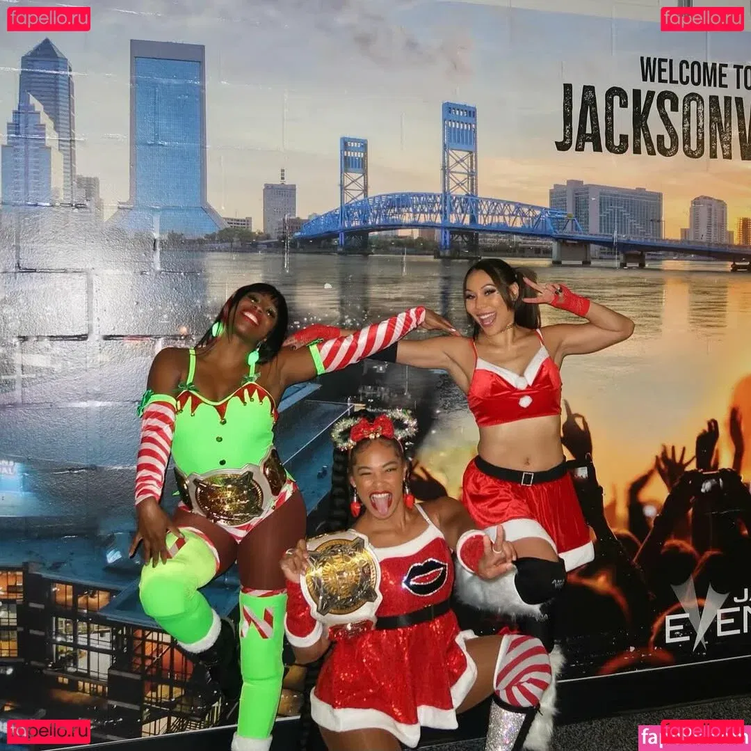 Mia Yim Onlyfans Photo Gallery 