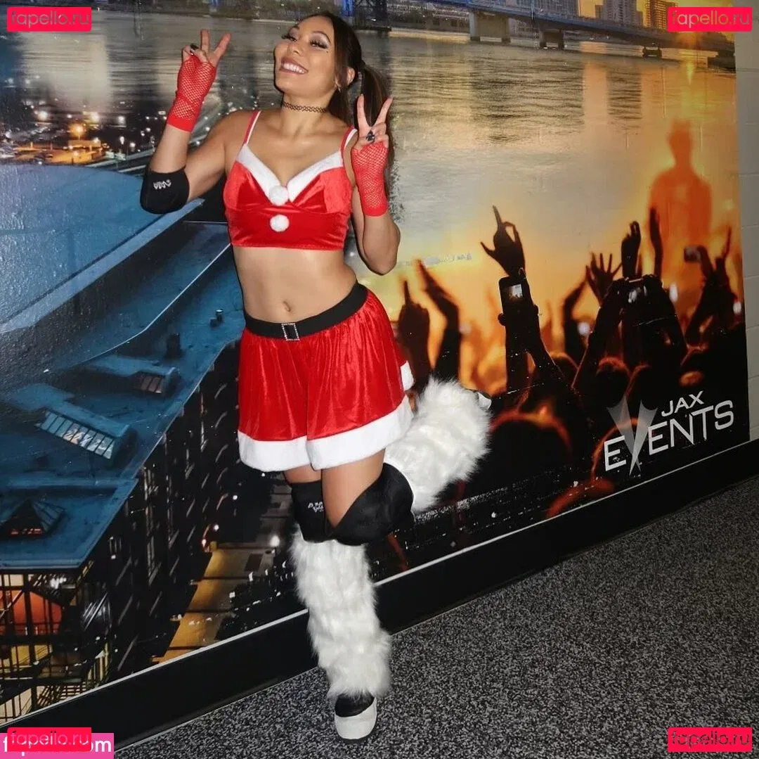 Mia Yim Onlyfans Photo Gallery 