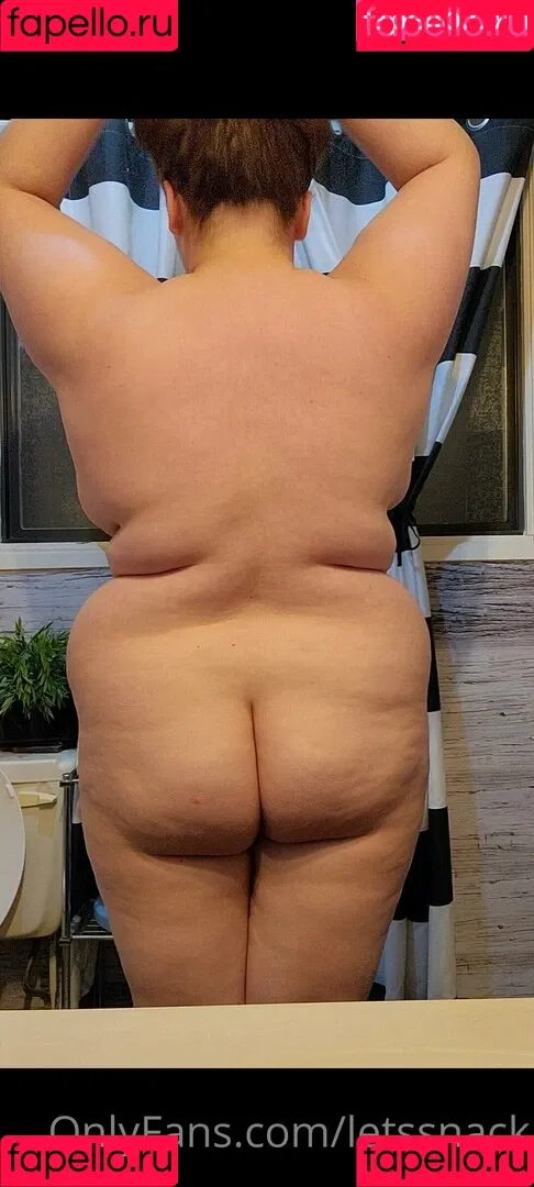 letssnack Onlyfans Photo Gallery 