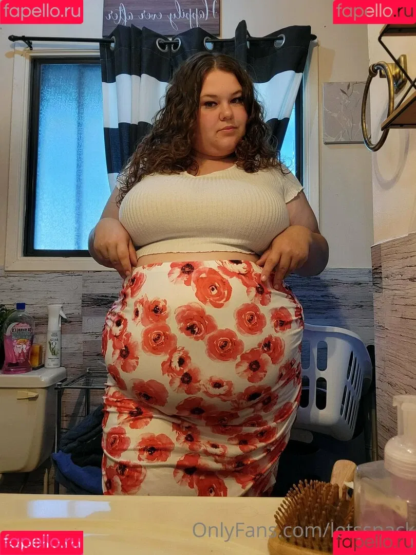 letssnack Onlyfans Photo Gallery 