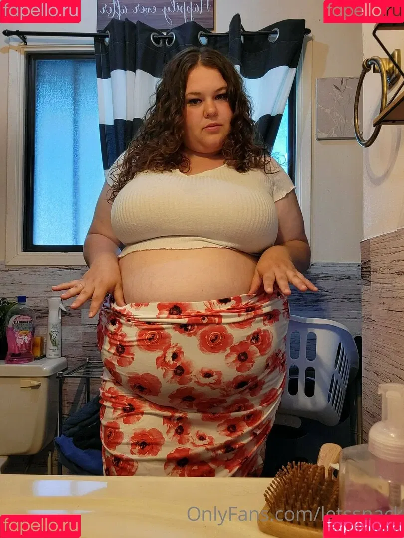 letssnack Onlyfans Photo Gallery 