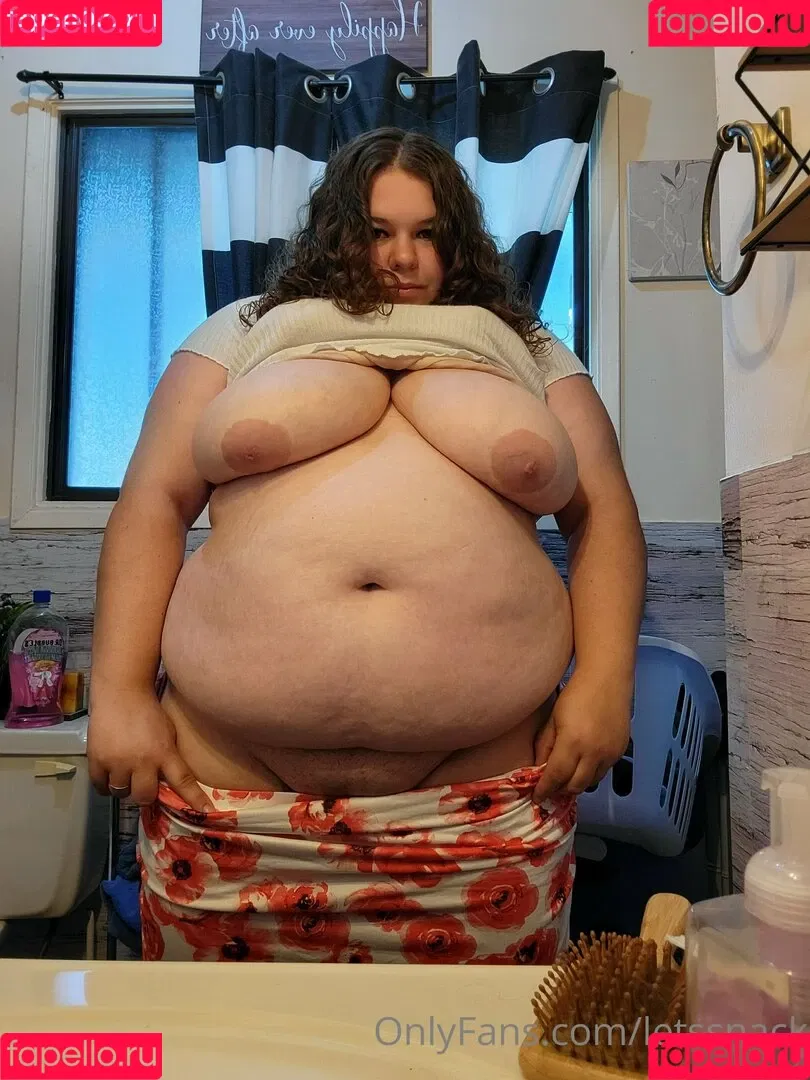 letssnack Onlyfans Photo Gallery 