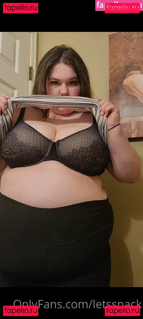 letssnack Onlyfans Photo Gallery 