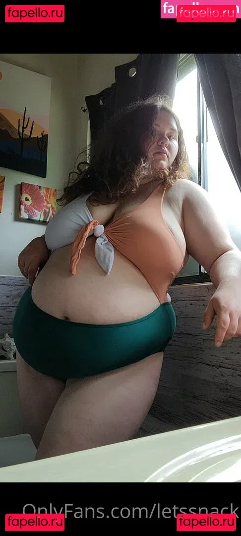 letssnack Onlyfans Photo Gallery 