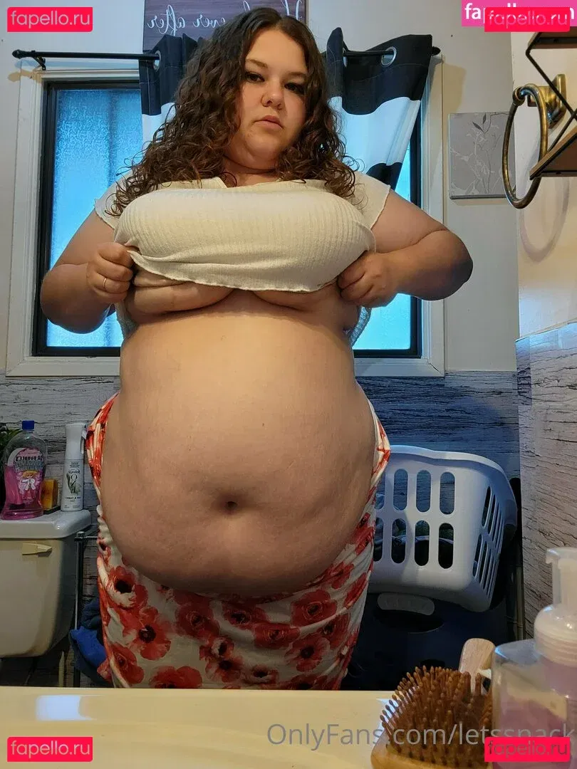 letssnack Onlyfans Photo Gallery 