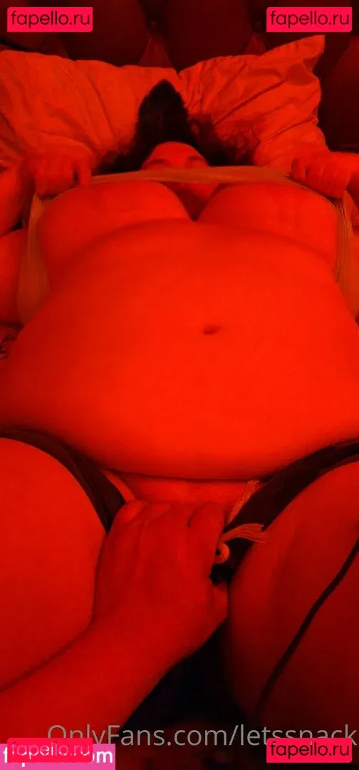 letssnack Onlyfans Photo Gallery 