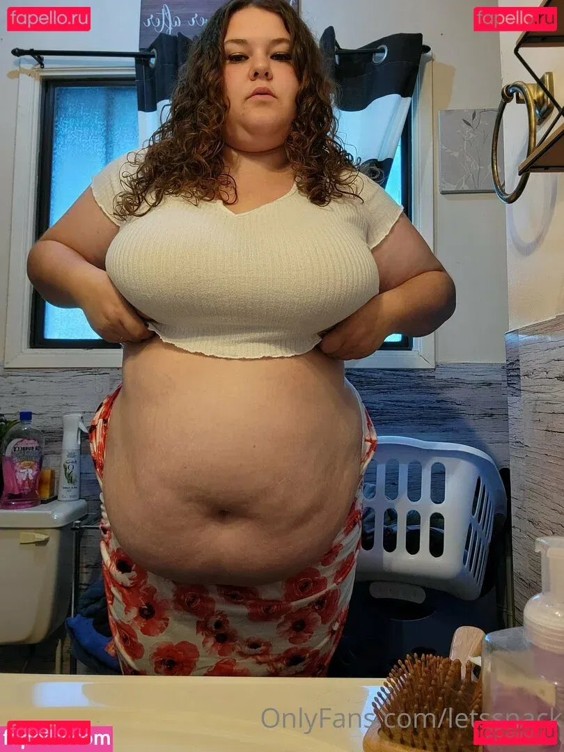 letssnack Onlyfans Photo Gallery 