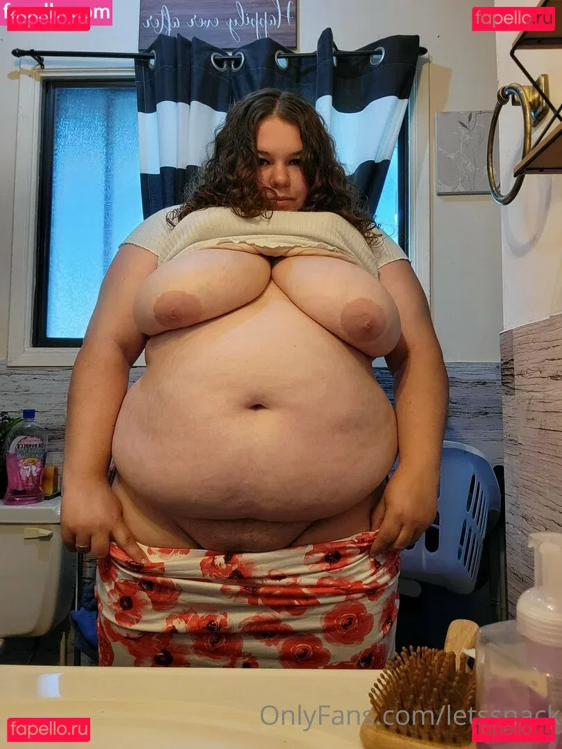 letssnack Onlyfans Photo Gallery 