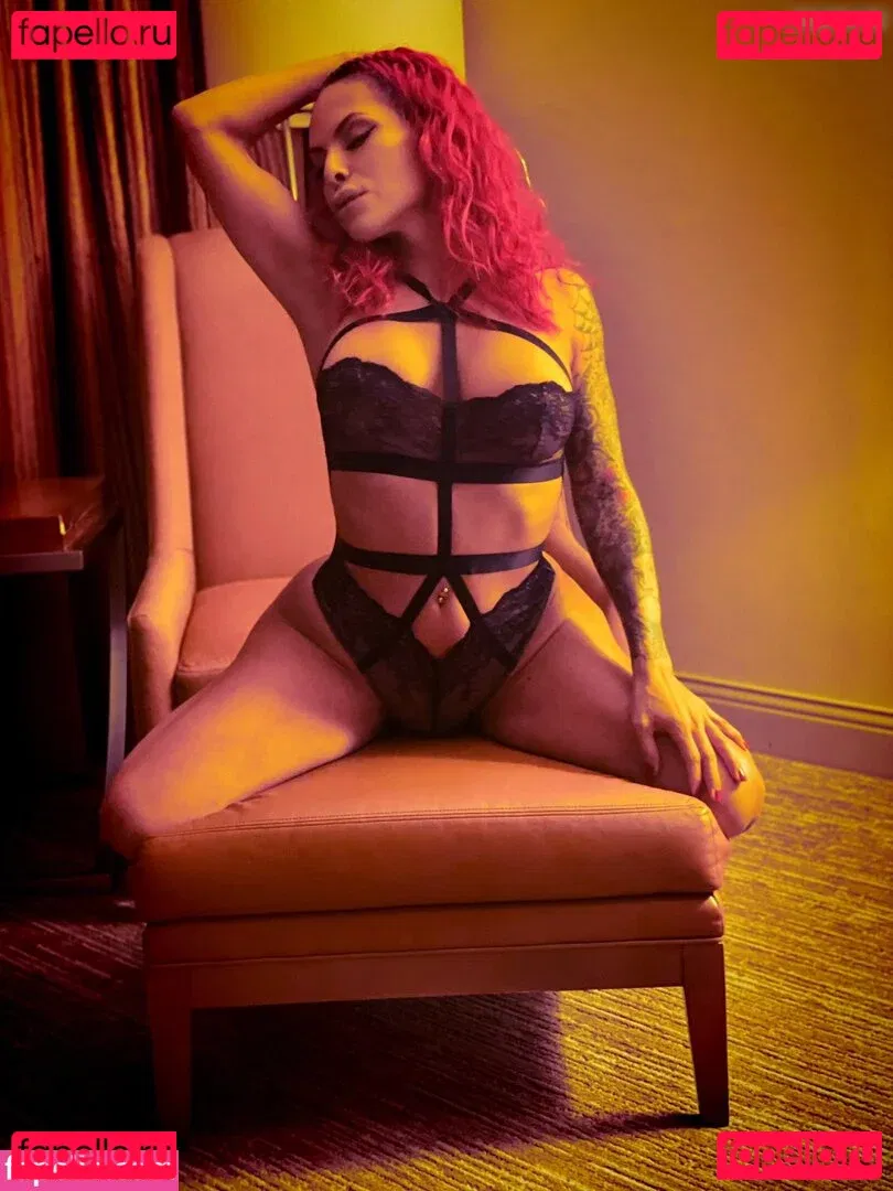 TS Foxxy Onlyfans Photo Gallery 