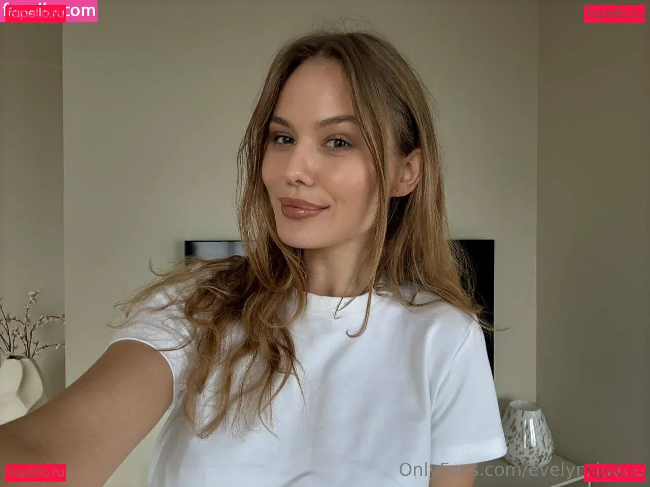 evelyn_lovve Onlyfans Photo Gallery 