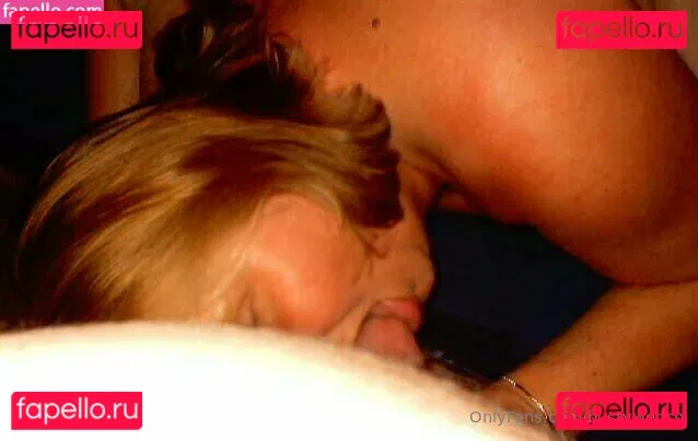 bustywench Onlyfans Photo Gallery 